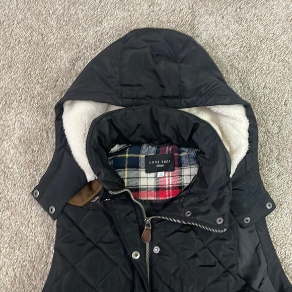 Cute Vest - Picture 3 of 4